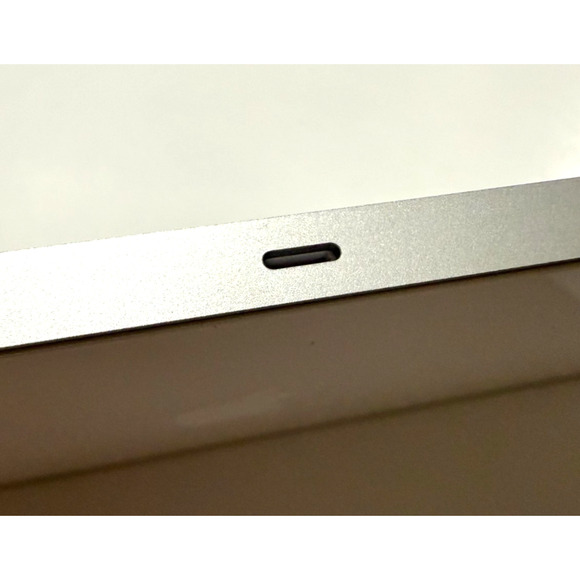 Apple Magic Keyboard Wireless Bluetooth Rechargeable Compact Silver TESTED - Picture 2 of 4